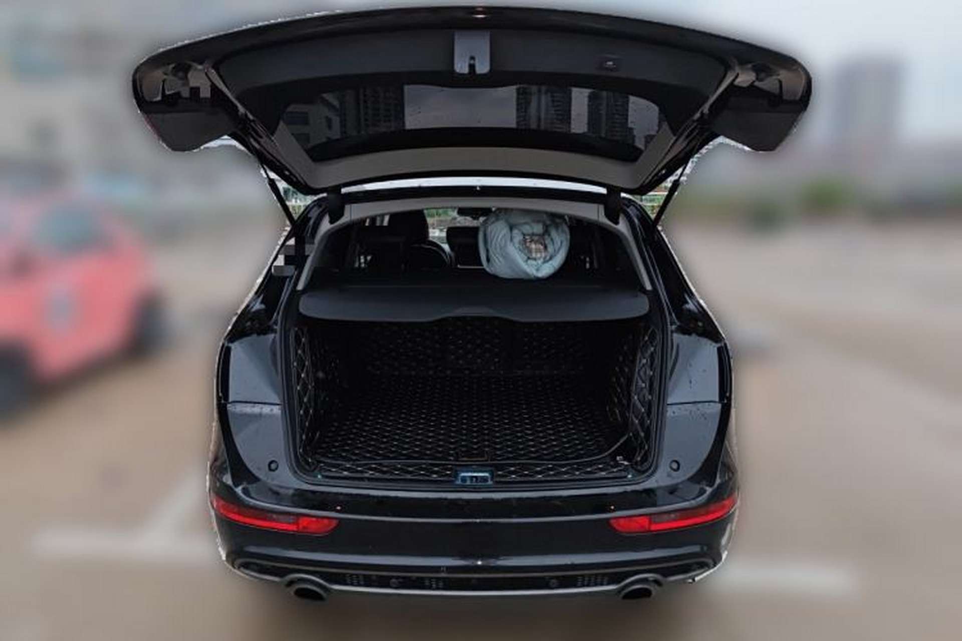 Used Audi Q5 2018 Collector's Edition 40 TFSI Technology Model Trunk