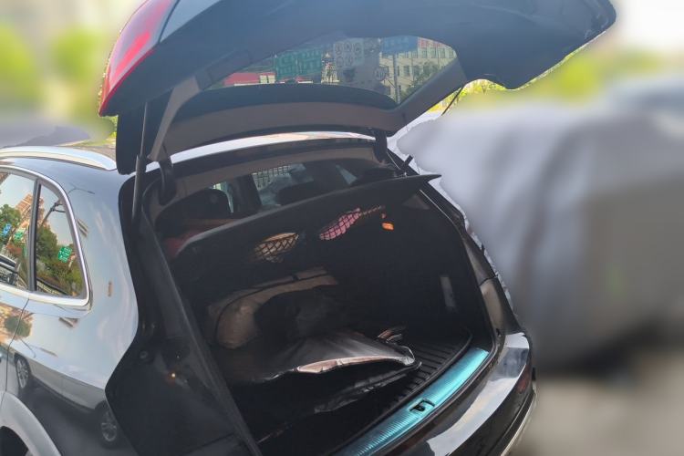 Used Audi Q5 2018 Collector's Edition 40 TFSI Technology Model Trunk