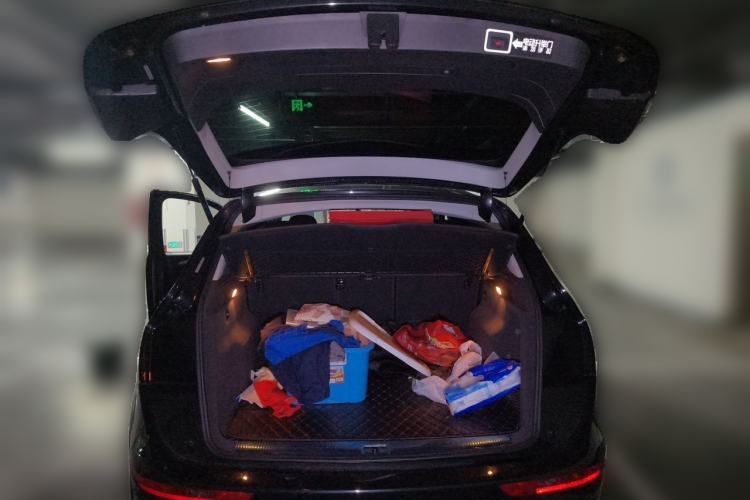 Used Audi Q5 2018 Collector's Edition 40 TFSI Technology Model Trunk