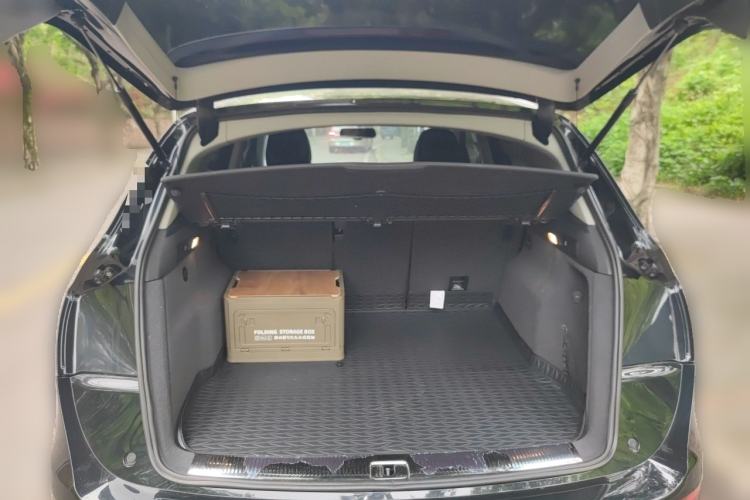 Used Audi Q5 2018 Collector's Edition 40 TFSI Technology Model Trunk