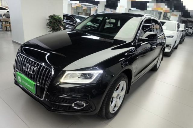 Used Audi Q5 2018 Collector's Edition 40 TFSI Ambition Model