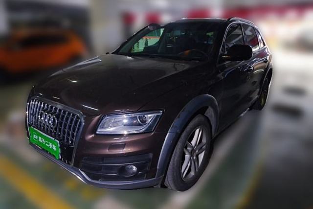 Used Audi Q5 2018 Collector's Edition 40 TFSI Technology Model