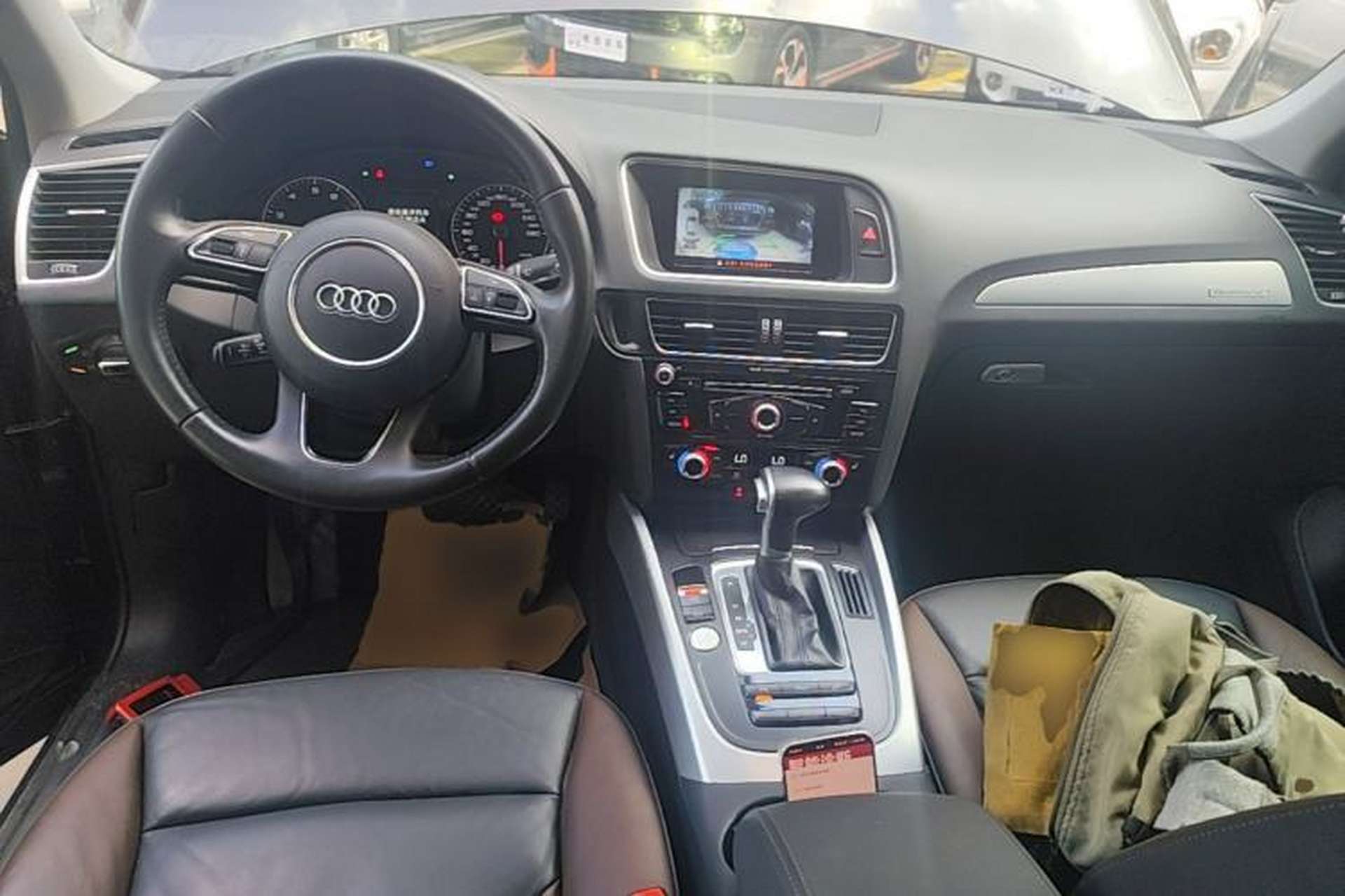 Used Audi Q5 2018 Collector's Edition 40 TFSI Technology Model Center Console