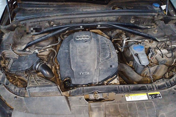 Used Audi Q5 2018 Collector's Edition 40 TFSI Technology Model Engine Bay