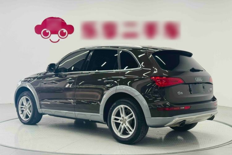 Used Audi Q5 2018 Collector's Edition 40 TFSI Technology Model Exterior 1