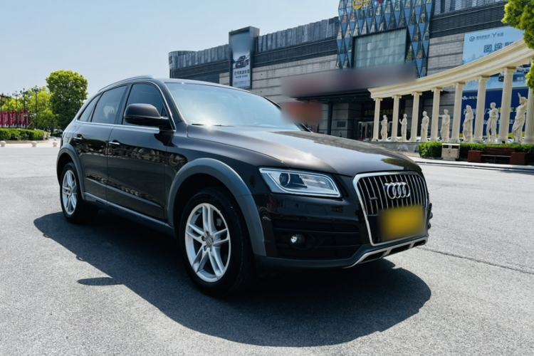 Used Audi Q5 2018 Collector's Edition 40 TFSI Technology Model Exterior 11