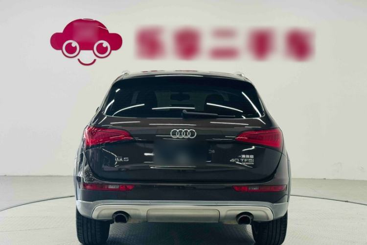 Used Audi Q5 2018 Collector's Edition 40 TFSI Technology Model Exterior 2