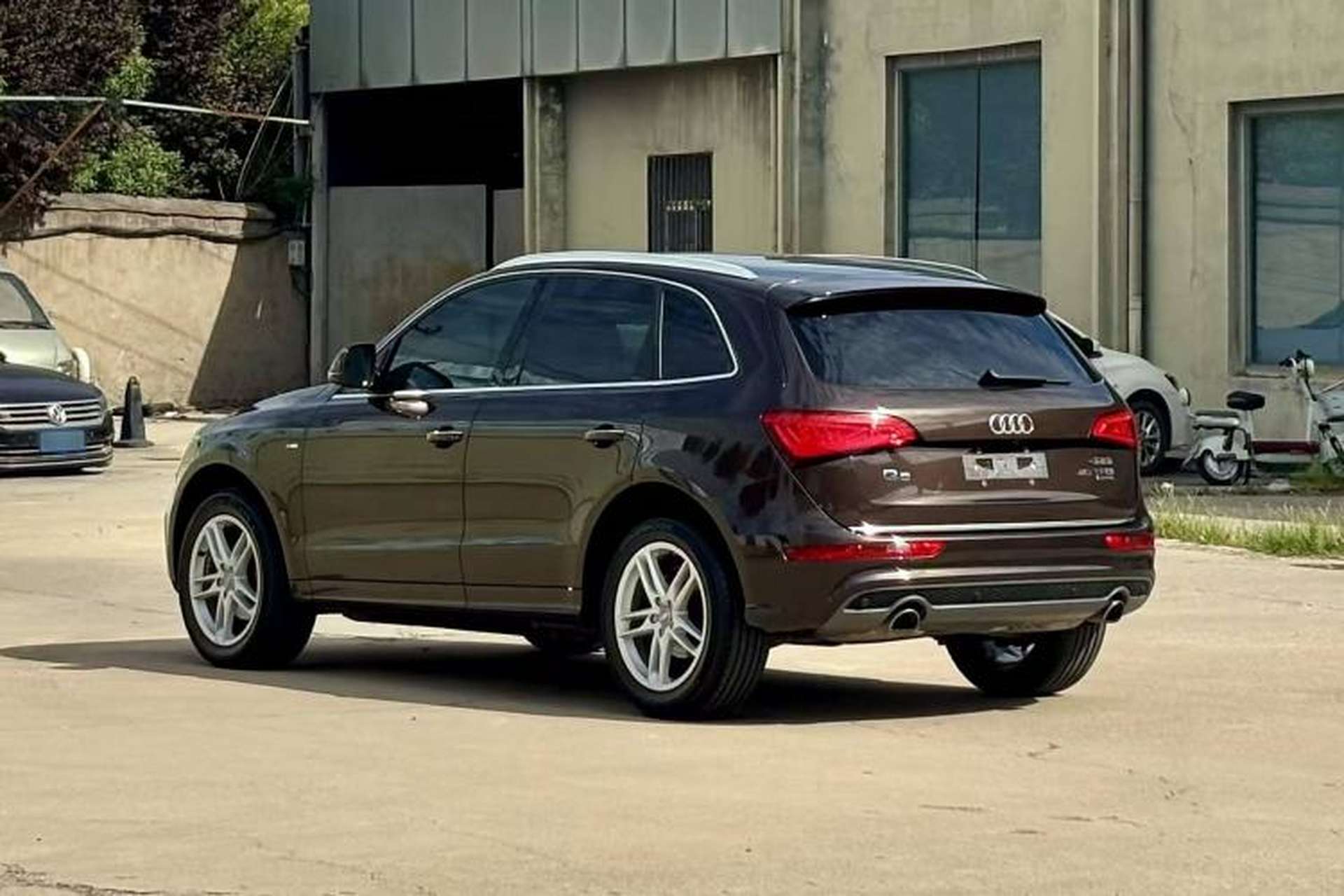 Used Audi Q5 2018 Collector's Edition 40 TFSI Technology Model Exterior 4