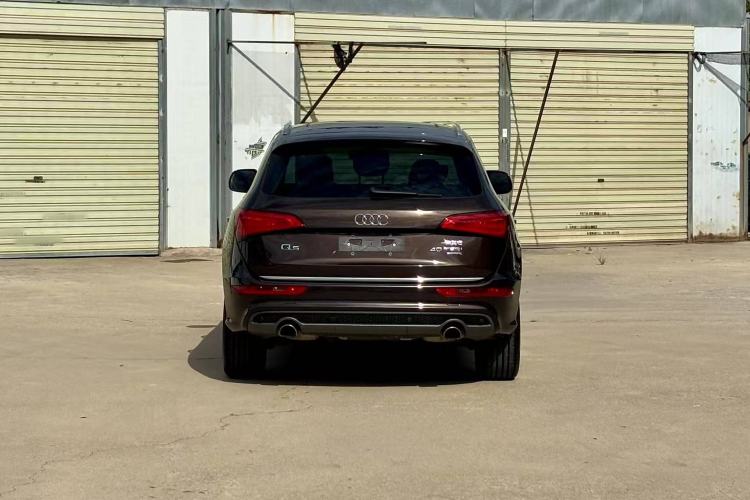 Used Audi Q5 2018 Collector's Edition 40 TFSI Technology Model Exterior 5