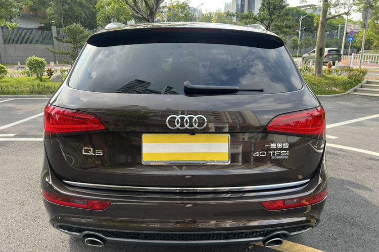 Used Audi Q5 2018 Collector's Edition 40 TFSI Technology Model Exterior 8