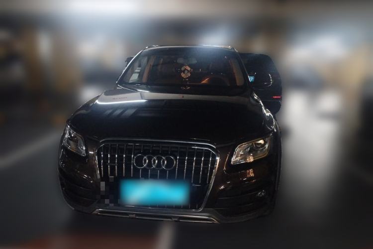 Used Audi Q5 2018 Collector's Edition 40 TFSI Technology Model Front