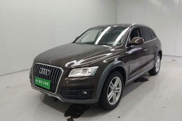 Used Audi Q5 2018 Collector's Edition 40 TFSI Technology Model