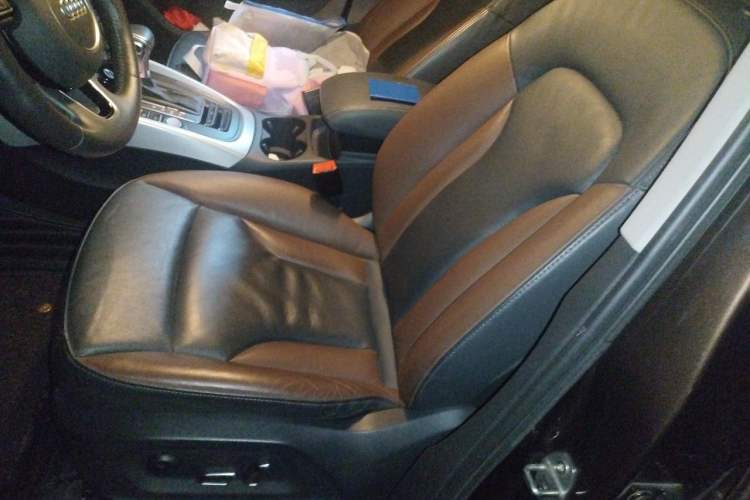 Used Audi Q5 2018 Collector's Edition 40 TFSI Technology Model Left Front Seat