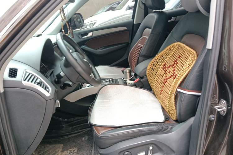 Used Audi Q5 2018 Collector's Edition 40 TFSI Ambition Model Left Front Seat