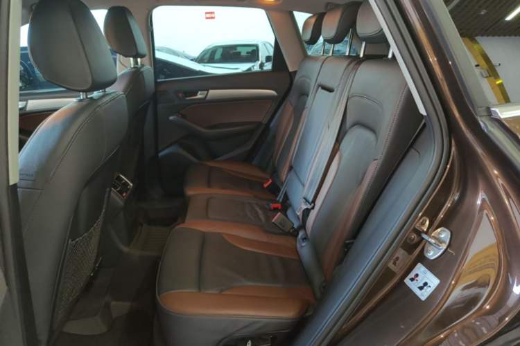 Used Audi Q5 2018 Collector's Edition 40 TFSI Technology Model Left Rear Seat