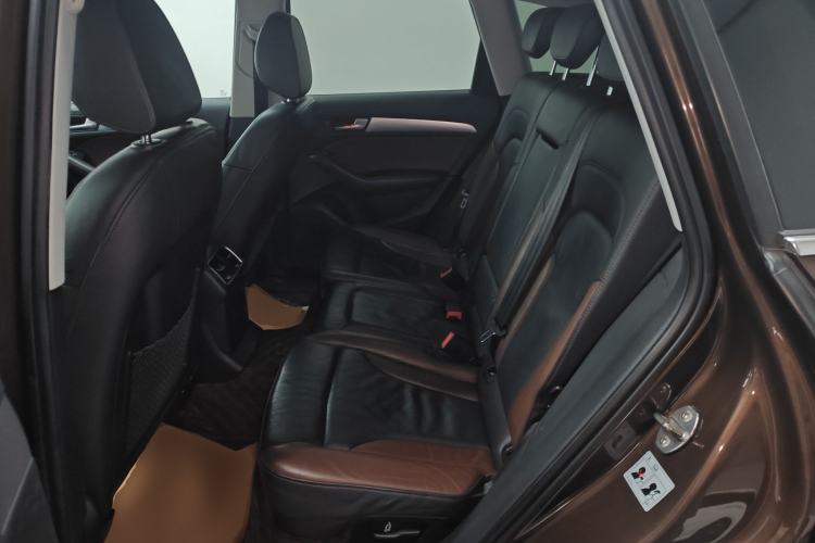 Used Audi Q5 2018 Collector's Edition 40 TFSI Technology Model Left Rear Seat