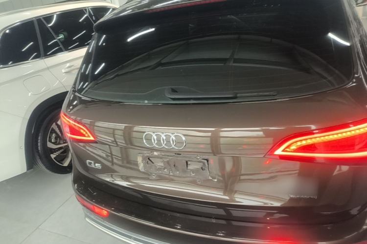 Used Audi Q5 2018 Collector's Edition 40 TFSI Technology Model Rear