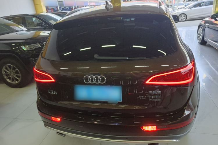 Used Audi Q5 2018 Collector's Edition 40 TFSI Technology Model Rear