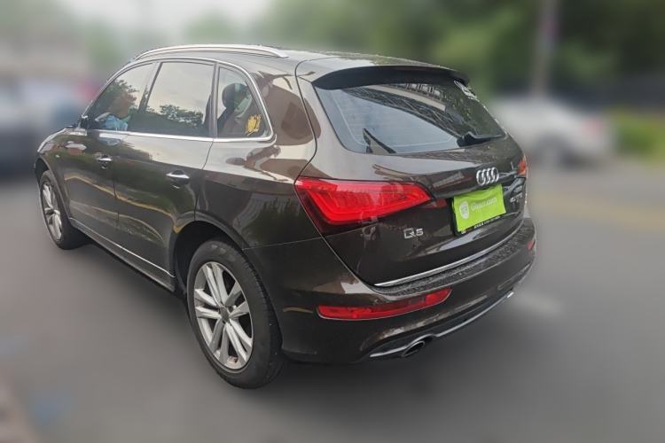 Used Audi Q5 2018 Collector's Edition 40 TFSI Ambition Model Rear Left 45 Deg