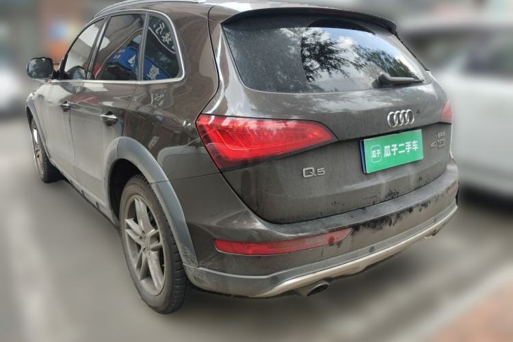 Used Audi Q5 2018 Collector's Edition 40 TFSI Technology Model Rear Left 45 Deg