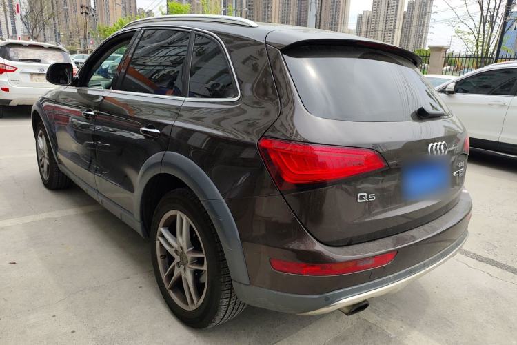 Used Audi Q5 2018 Collector's Edition 40 TFSI Technology Model
