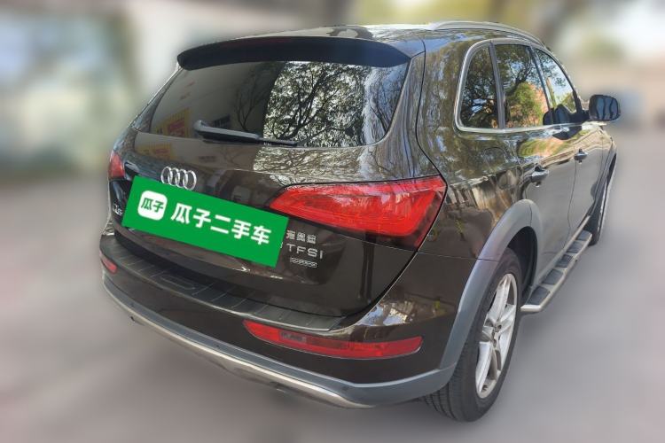 Used Audi Q5 2018 Collector's Edition 40 TFSI Technology Model Rear Right 45 Deg