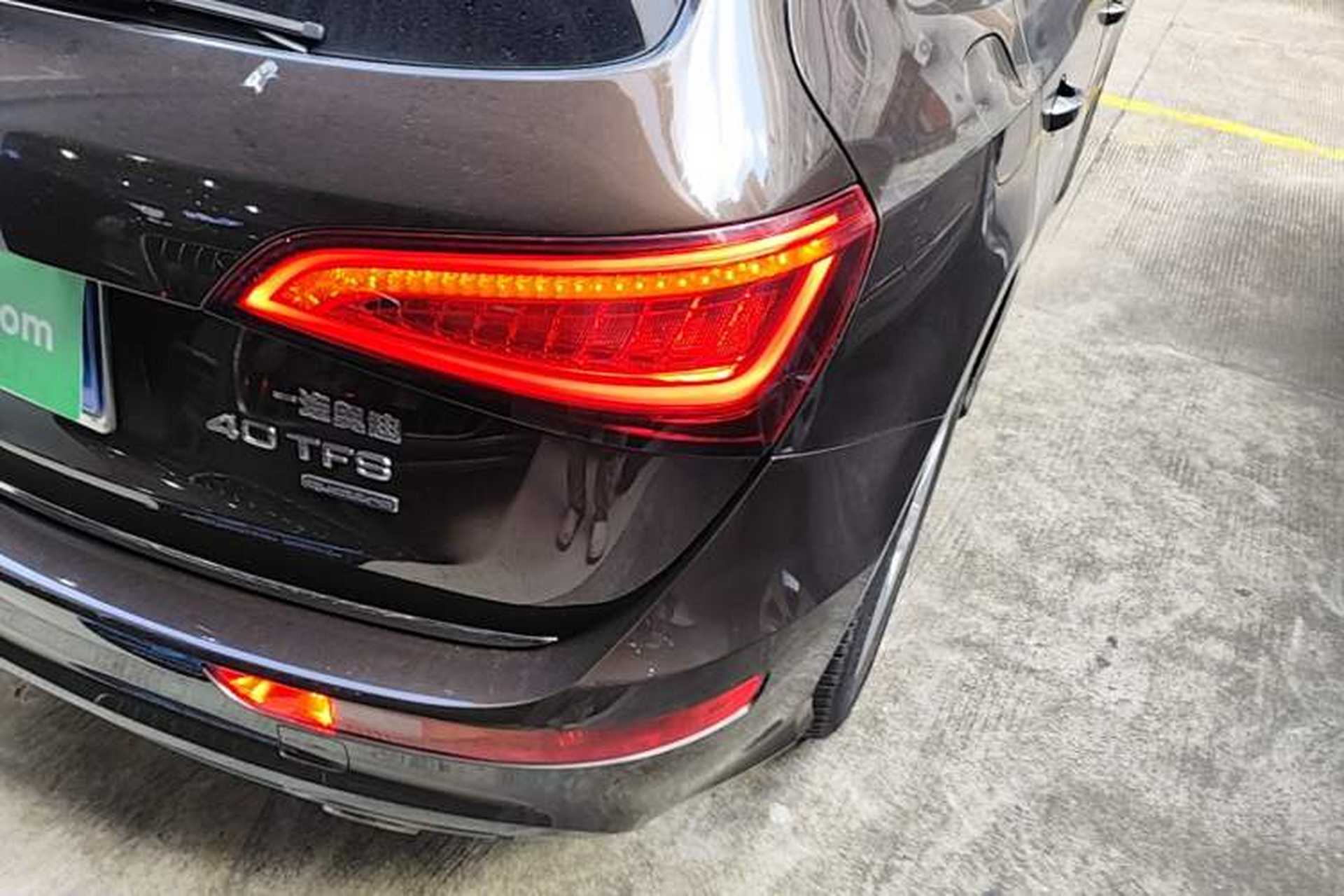 Used Audi Q5 2018 Collector's Edition 40 TFSI Technology Model Right Rear Taillight
