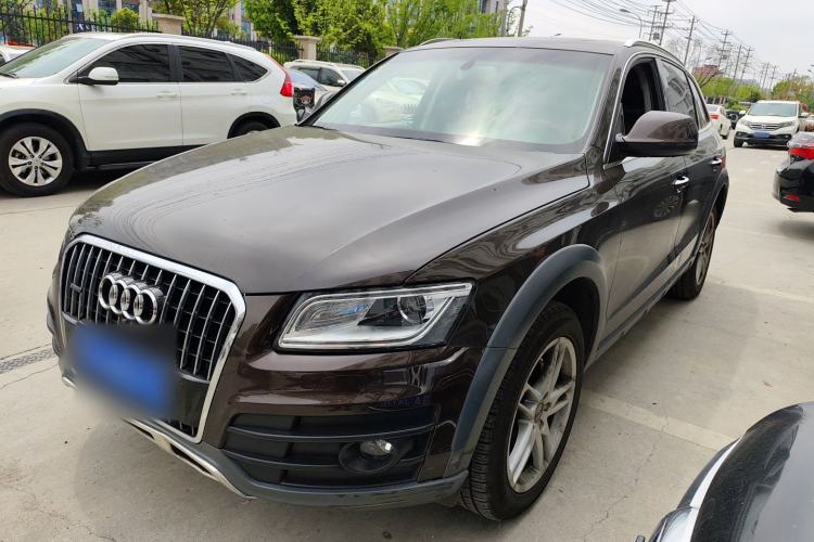 Used Audi Q5 2018 Collector's Edition 40 TFSI Technology Model