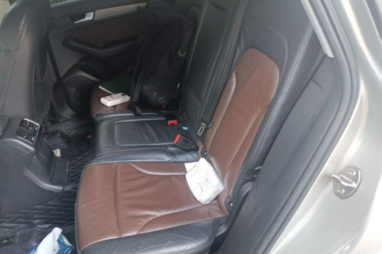 Used Audi Q5 2018 Collector's Edition 40 TFSI Technology Model Left Rear Seat