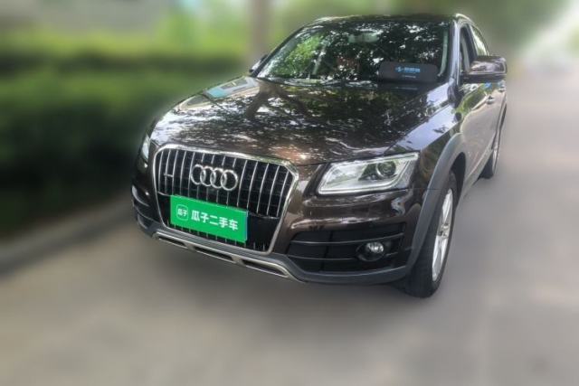 Used Audi Q5 2018 Collector's Edition 40 TFSI Technology Model