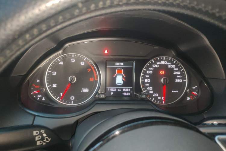 Used Audi Q5 2018 Collector's Edition 40 TFSI Technology Model Instrument Cluster