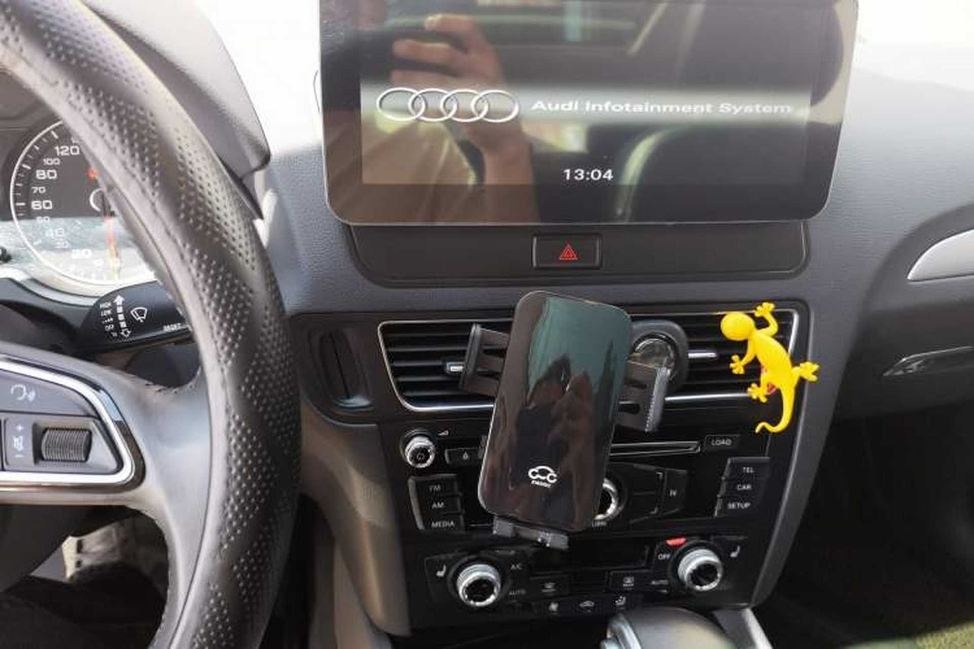Used Audi Q5 2018 Collector's Edition 40 TFSI Technology Model Audio And AC Panel