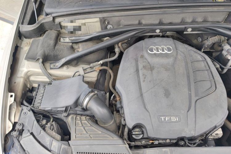 Used Audi Q5 2018 Collector's Edition 40 TFSI Technology Model Engine Bay Right