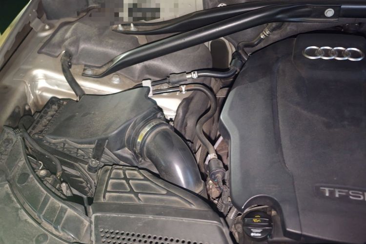 Used Audi Q5 2018 Collector's Edition 40 TFSI Technology Model Engine Bay Right
