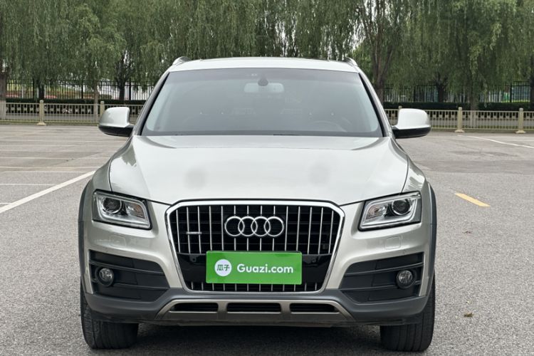 Used Audi Q5 2018 Collector's Edition 40 TFSI Technology Model Exterior 1