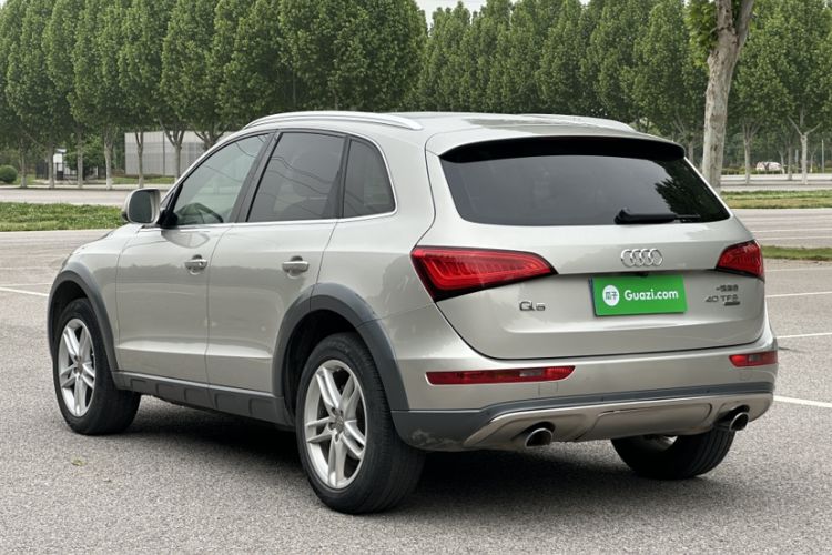 Used Audi Q5 2018 Collector's Edition 40 TFSI Technology Model Exterior 6