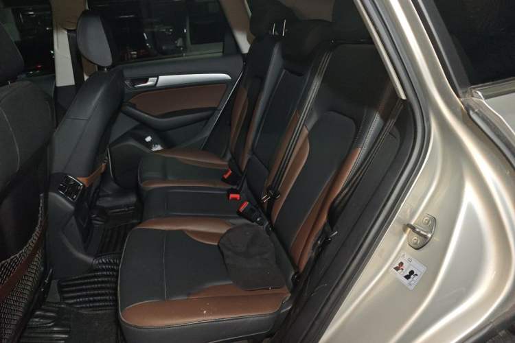 Used Audi Q5 2018 Collector's Edition 40 TFSI Technology Model Left Rear Seat