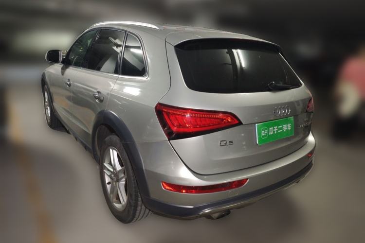 Used Audi Q5 2018 Collector's Edition 40 TFSI Technology Model Rear Left 45 Deg