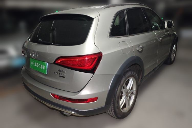 Used Audi Q5 2018 Collector's Edition 40 TFSI Technology Model Rear Right 45 Deg