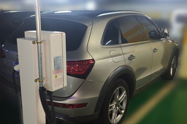 Used Audi Q5 2018 Collector's Edition 40 TFSI Technology Model Rear Right 45 Deg