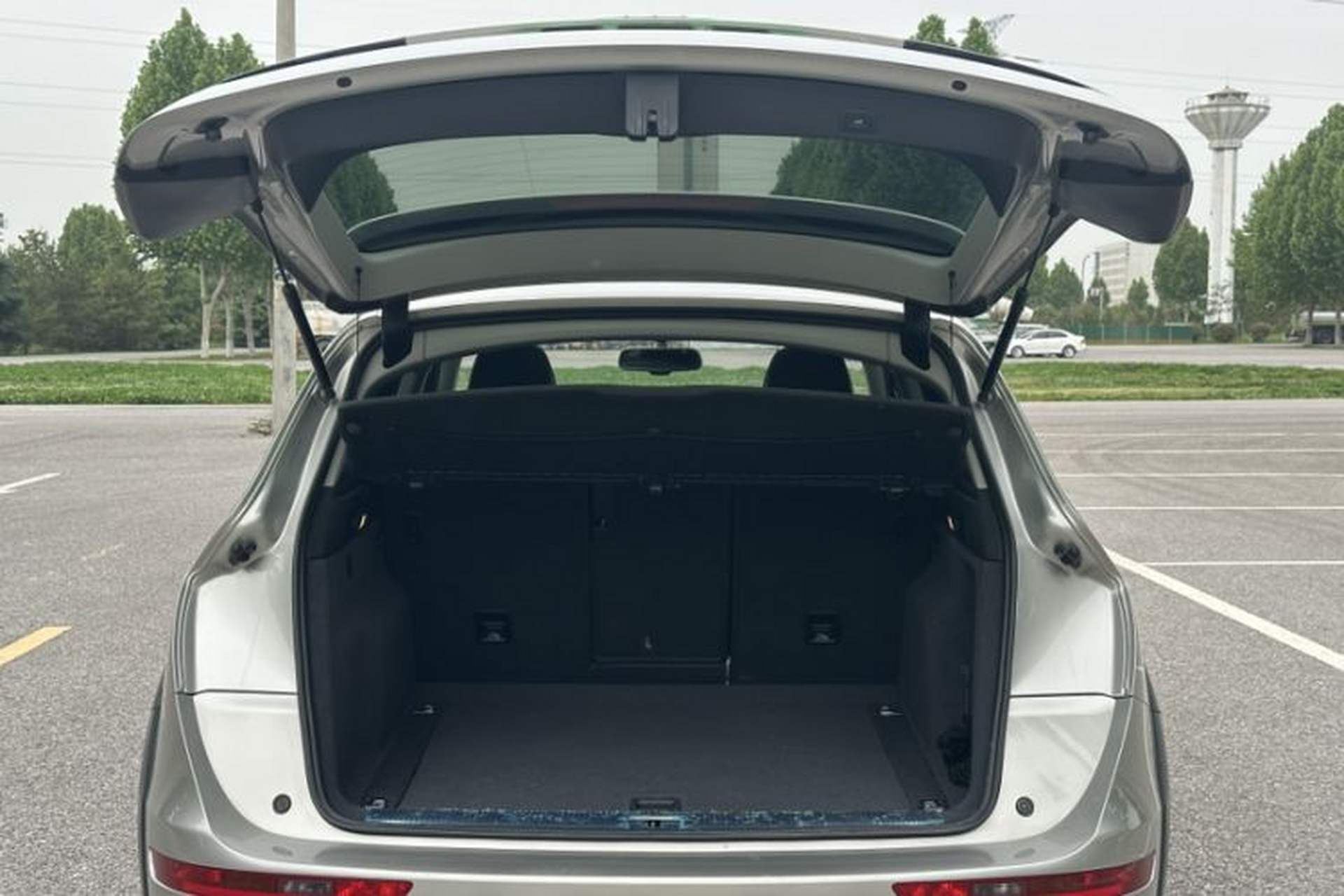 Used Audi Q5 2018 Collector's Edition 40 TFSI Technology Model Trunk