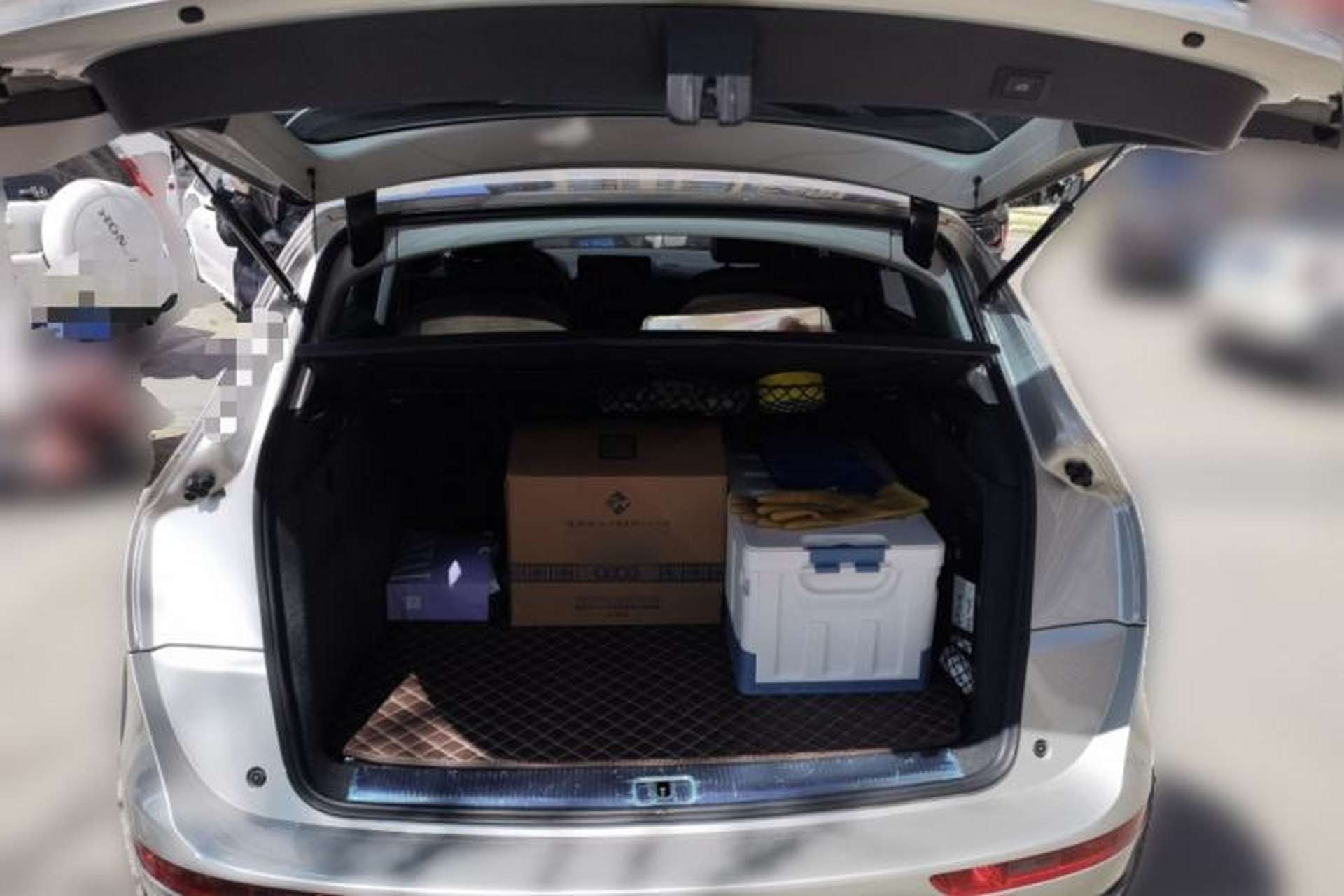 Used Audi Q5 2018 Collector's Edition 40 TFSI Technology Model Trunk