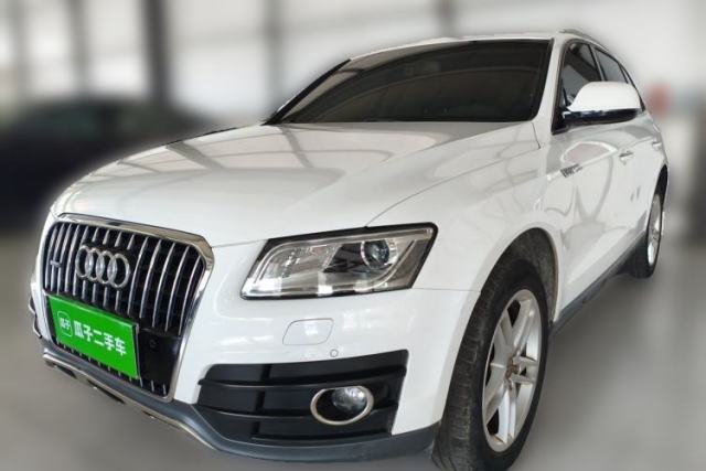Used Audi Q5 2018 Collector's Edition 40 TFSI Technology Model
