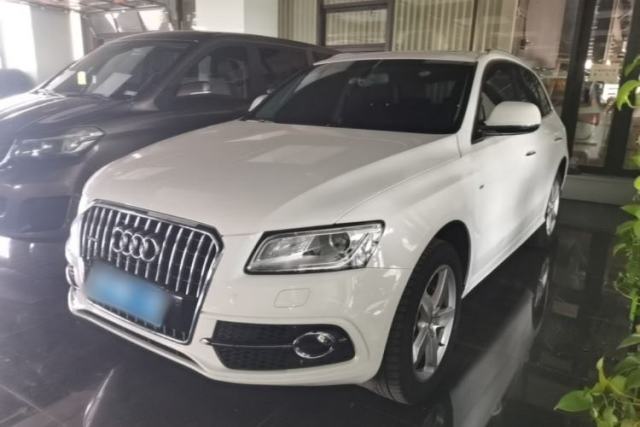 Used Audi Q5 2018 Collector's Edition 40 TFSI Ambition Model