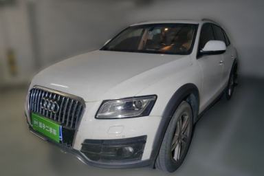 Used Audi Q5 2018 Collector's Edition 40 TFSI Technology Model
