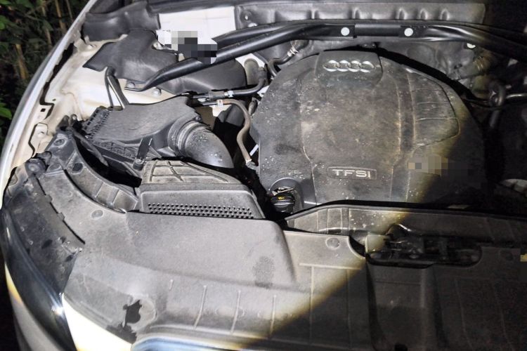Used Audi Q5 2018 Collector's Edition 40 TFSI Technology Model Engine Bay Right