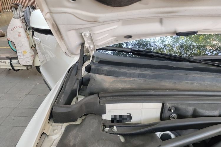 Used Audi Q5 2018 Collector's Edition 40 TFSI Technology Model Engine Bay Right