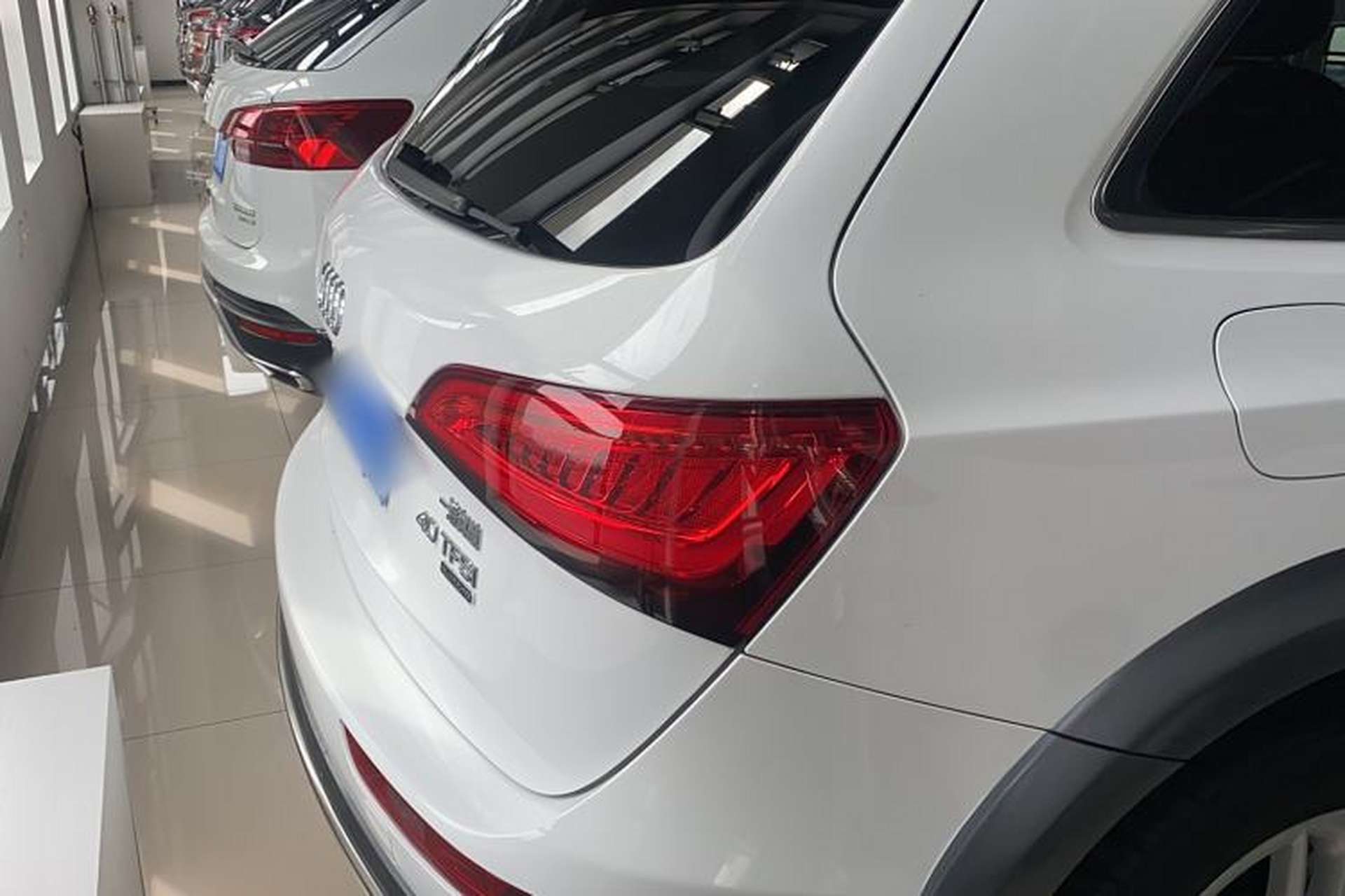 Used Audi Q5 2018 Collector's Edition 40 TFSI Technology Model Exterior 1