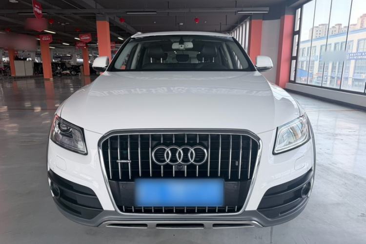 Used Audi Q5 2018 Collector's Edition 40 TFSI Technology Model Exterior 1