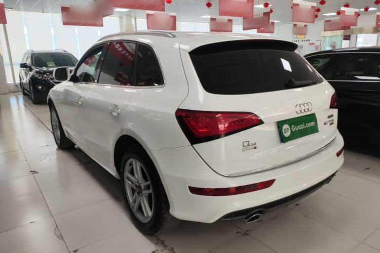 Used Audi Q5 2018 Collector's Edition 40 TFSI Technology Model Exterior 2